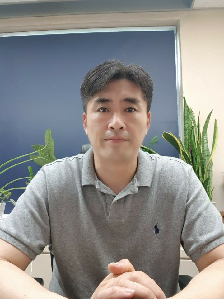 김종만 사진